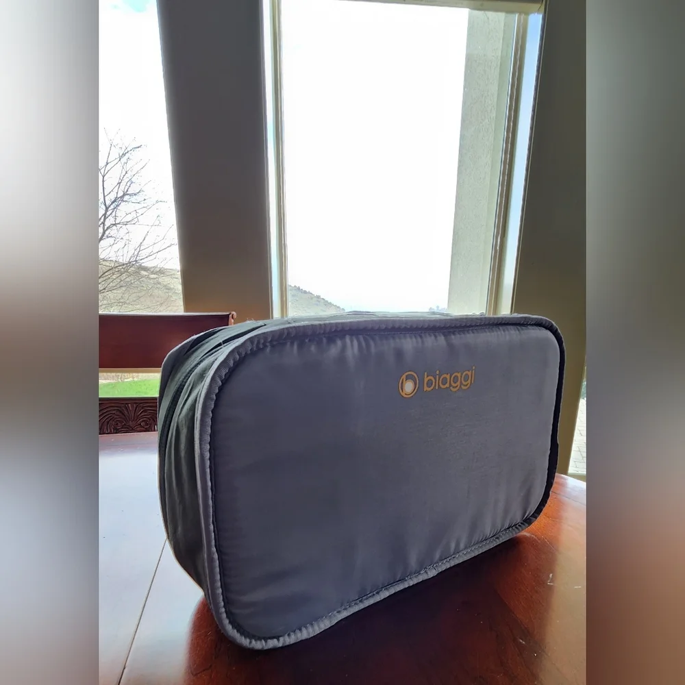 Biaggi Zipsak Boost! Expandable Roller Bag Underseat Carry-On - Picture 6 of 8